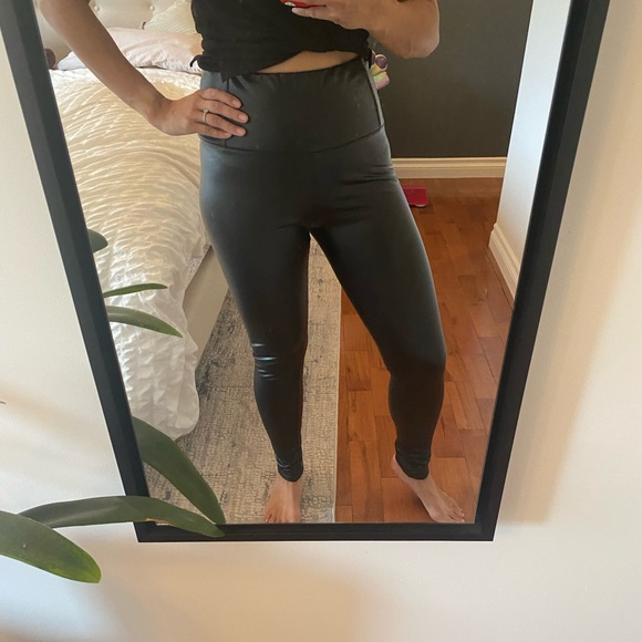 Pleather Lined Leggings - Picture 2 of 7